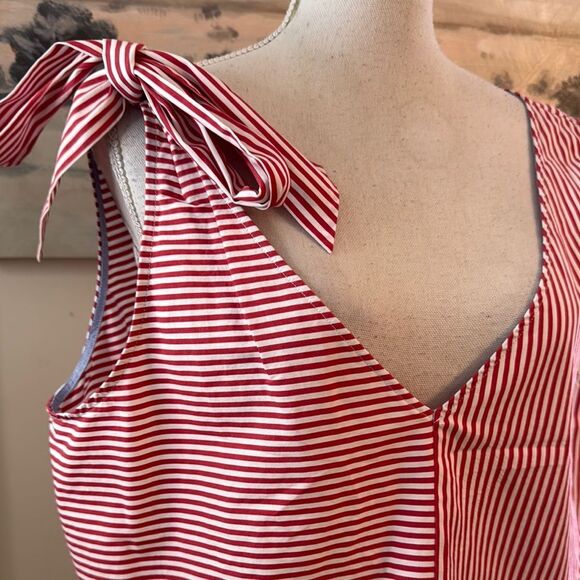 Vineyard Vines Red and White Striped Tank Top - Picture 2 of 6